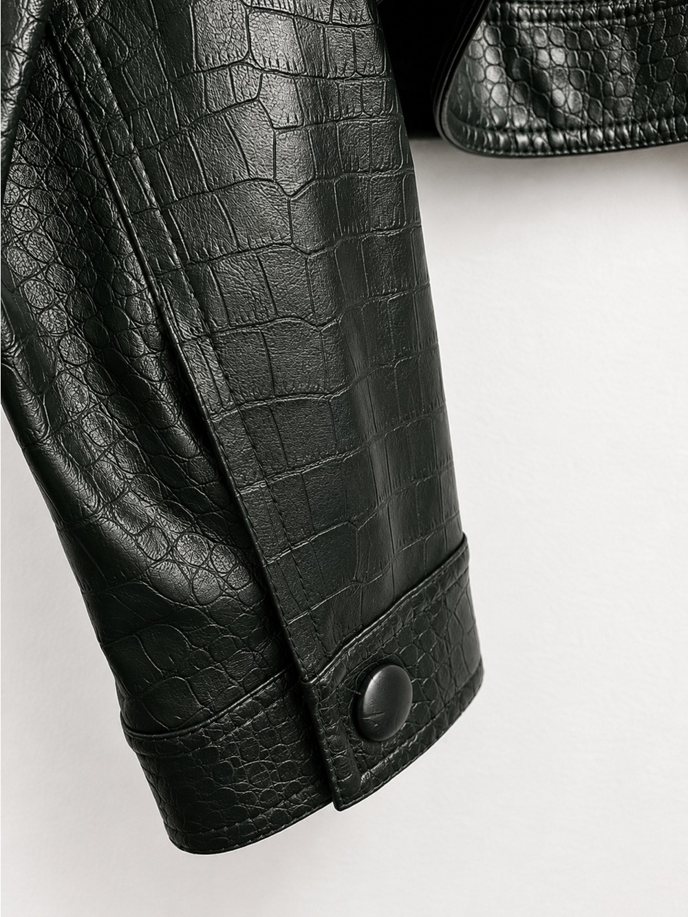 House of Harlow 1960 Dark Green Croc-Embossed Faux Leather Jacket - Picture 12 of 16
